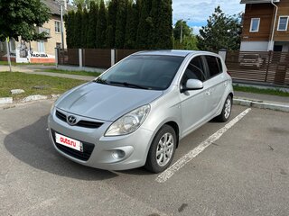 2010 Hyundai i20 I, серебристый, 680000 рублей, вид 1