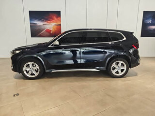 2024 BMW X1 Long 20Li sDrive III (U11/U12), чёрный, 3579308 рублей, вид 3