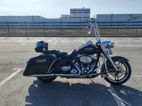 2014 Harley-Davidson Road King, чёрный, 1490000 рублей, вид 4