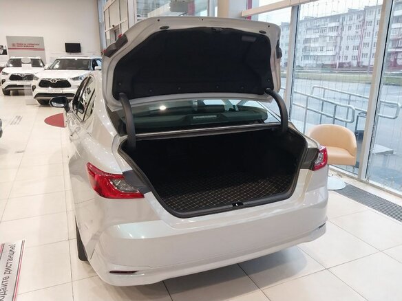 2025 Toyota Camry IX (XV80) China Market, серебристый, 4300000 рублей - вид 5