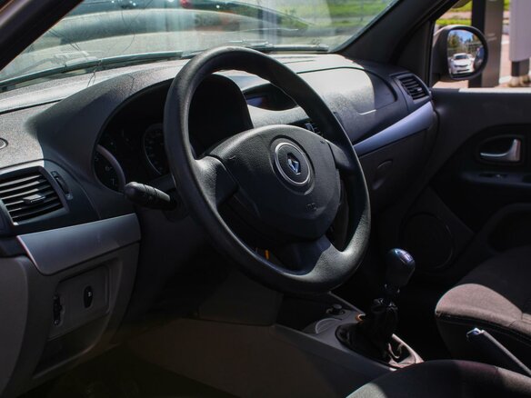 2010 Renault Symbol ll, бежевый - вид 5