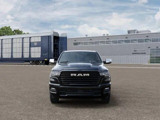 2026 Ram 1500 Crew Cab eTorque V Рестайлинг, чёрный, 13657098 рублей, вид 2