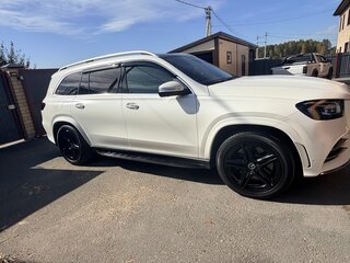 2020 Mercedes-Benz GLS 450 II (X167), белый, 8000000 рублей, вид 3