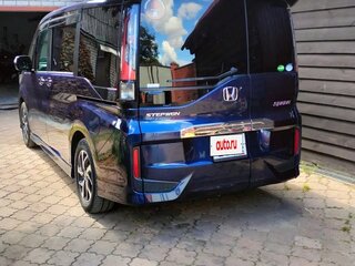 2019 Honda Stepwgn V Рестайлинг, синий, 2350000 рублей, вид 4