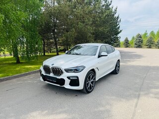 2021 BMW X6 30d III (G06), белый, 7990000 рублей, вид 3