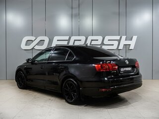 2013 Volkswagen Jetta VI, чёрный, 1074000 рублей, вид 2