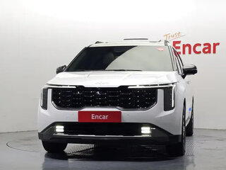 2025 Kia Carnival IV Рестайлинг, белый, 5000000 рублей, вид 1
