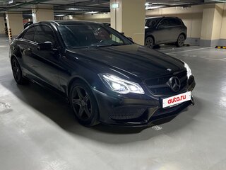 2014 Mercedes-Benz E-Класс 200 IV (W212, S212, C207) Рестайлинг, чёрный, 2400000 рублей, вид 2