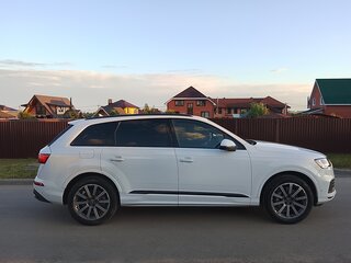 2021 Audi Q7 45 TFSI II (4M) Рестайлинг, белый, 5750000 рублей, вид 5