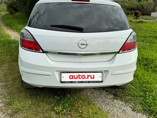 2013 Opel Astra H Рестайлинг, белый, 600000 рублей, вид 5