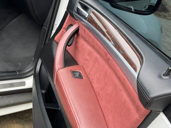 2009 BMW X6 35i 6-speed I (E71), белый, 1900000 рублей - вид 15