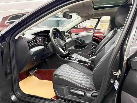 2023 Volkswagen Sagitar III Рестайлинг, коричневый, 1240000 рублей - вид 6