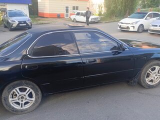 1992 Toyota Vista III (V30), чёрный, 300000 рублей, вид 4