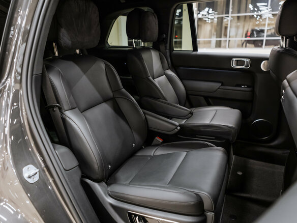 2025 Li Auto (Lixiang) L9 52.3 kWh I Рестайлинг, серый, 9575000 рублей - вид 23