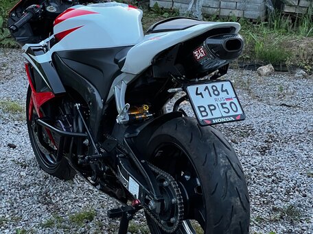 2008 Honda CBR 600RR, белый, 750000 рублей, вид 3