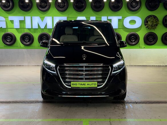 2026 Mercedes-Benz V-Класс Extra Long 300 d экстра длинный III (W447) Рестайлинг 2, чёрный, 37900000 рублей - вид 2