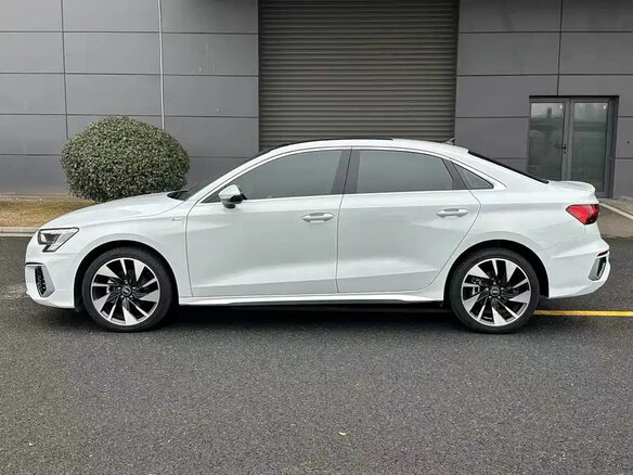 2023 Audi A3 35 TFSI Long IV (8Y), белый - вид 2