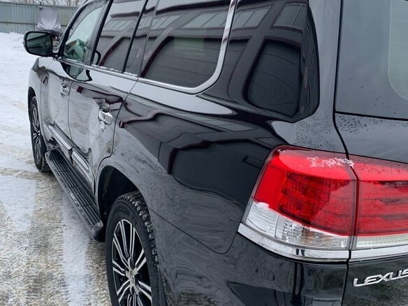 2014 Lexus LX 570 III Рестайлинг, чёрный - вид 4