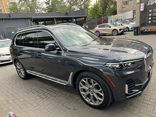 2019 BMW X7 M50i I (G07), серый, 6500000 рублей, вид 2