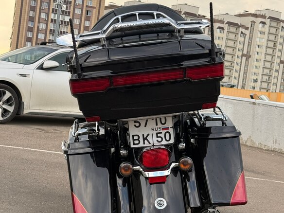 2011 Harley-Davidson Electra Glide, красный, 1050000 рублей - вид 4