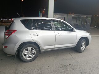 2012 Toyota RAV4 III (XA30) Рестайлинг, серебристый, 1450000 рублей, вид 3
