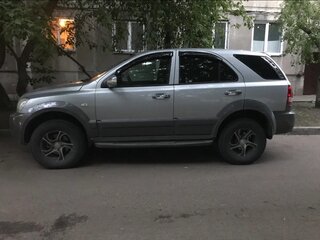 2005 Kia Sorento I, серый, 650000 рублей, вид 4