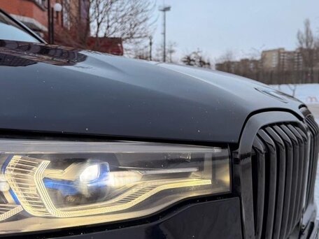 2020 BMW X7 40i I (G07), чёрный, 7000777 рублей, вид 5