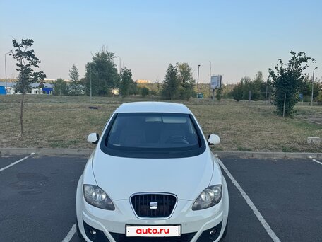 2010 SEAT Altea I Рестайлинг, белый, 590000 рублей, вид 2