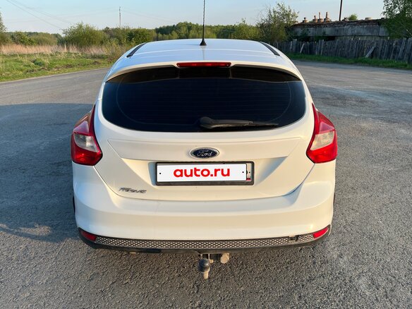 2011 Ford Focus III, белый, 725000 рублей - вид 5