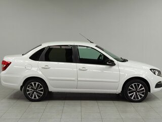 2021 Lada (ВАЗ) Granta I Рестайлинг, белый, 760000 рублей, вид 4