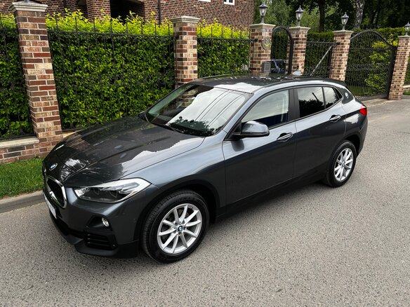 2020 BMW X2 xDrive18d I (F39), серый - вид 3