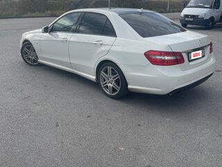 2011 Mercedes-Benz E-Класс 200 7G-Tronic IV (W212, S212, C207), белый, 1250000 рублей, вид 5