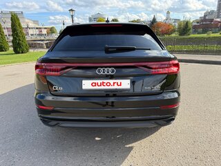 2019 Audi Q8 55 TFSI I (4M), чёрный, 5500000 рублей, вид 4