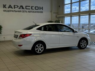 2014 Hyundai Solaris I, белый, 950000 рублей, вид 2