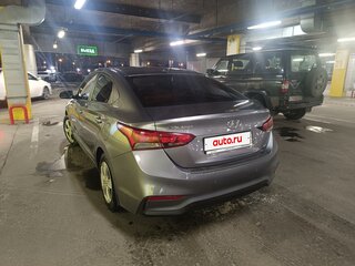 2018 Hyundai Solaris II, серый, 1350000 рублей, вид 4