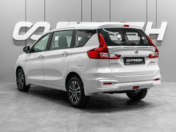 2022 Suzuki Ertiga II Рестайлинг, белый, 2500000 рублей - вид 1