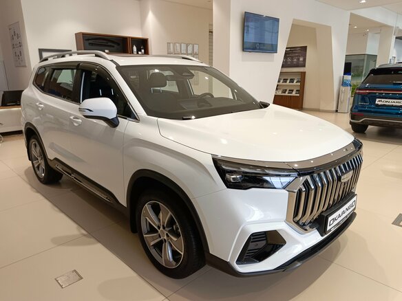 2026 Geely Okavango I Рестайлинг, белый, 4085990 рублей - вид 2