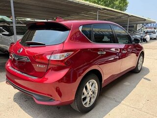 2023 Nissan Tiida II (China Market), красный, 1140000 рублей, вид 5