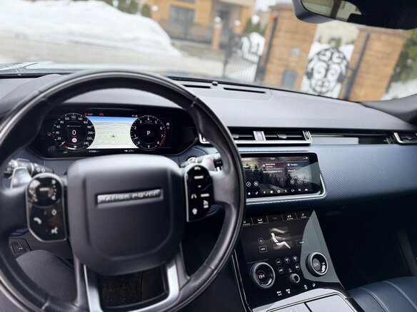 2019 Land Rover Range Rover Velar I, серый, 4250000 рублей - вид 10