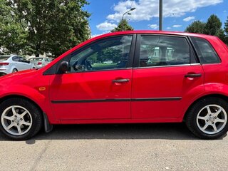 2005 Ford Fiesta Mk5, красный, 450000 рублей, вид 3