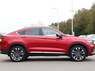 2022 Geely Tugella I, красный, 2650000 рублей, вид 4