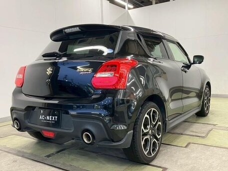 2021 Suzuki Swift V Рестайлинг, чёрный, 890000 рублей, вид 2