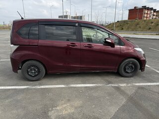 2014 Honda Freed I Рестайлинг 2, красный, 1250000 рублей, вид 4