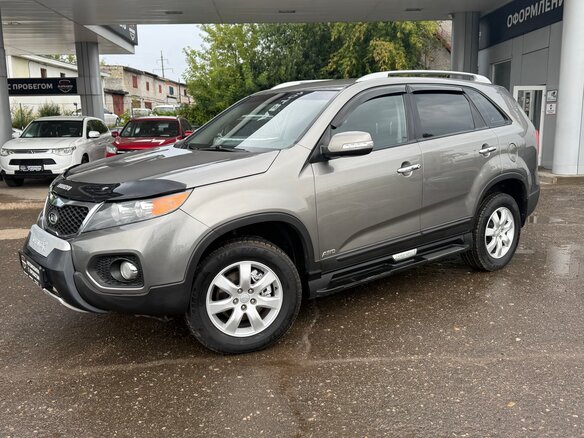 2010 Kia Sorento II, серый - вид 1