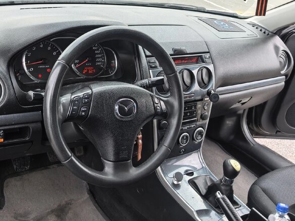 2007 Mazda 6 I (GG) Рестайлинг, пурпурный, 500000 рублей - вид 6