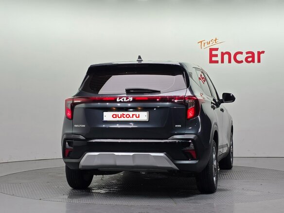 2023 Kia Seltos I Рестайлинг, серый, 2580002 рублей - вид 4