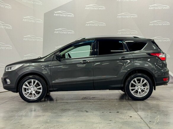 2018 Ford Kuga II Рестайлинг, серый - вид 2