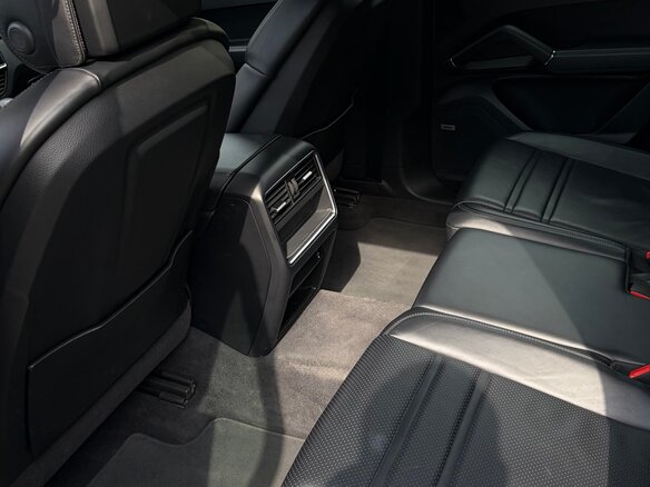 2020 Porsche Cayenne S III, чёрный, 5950000 рублей - вид 11