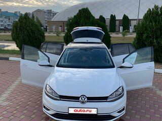 2020 Volkswagen Golf VII Рестайлинг, белый, 2100000 рублей, вид 3