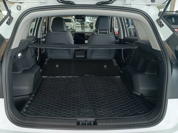 2026 Geely Atlas II, белый, 3449990 рублей - вид 9